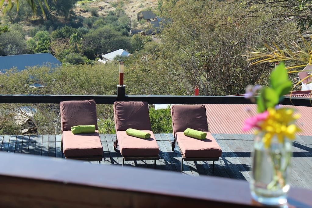 Hilltop Guest House Windhoek Exterior foto