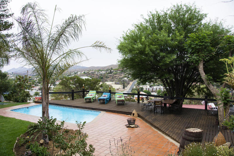 Hilltop Guest House Windhoek Exterior foto
