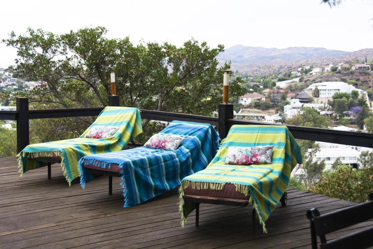 Hilltop Guest House Windhoek Exterior foto